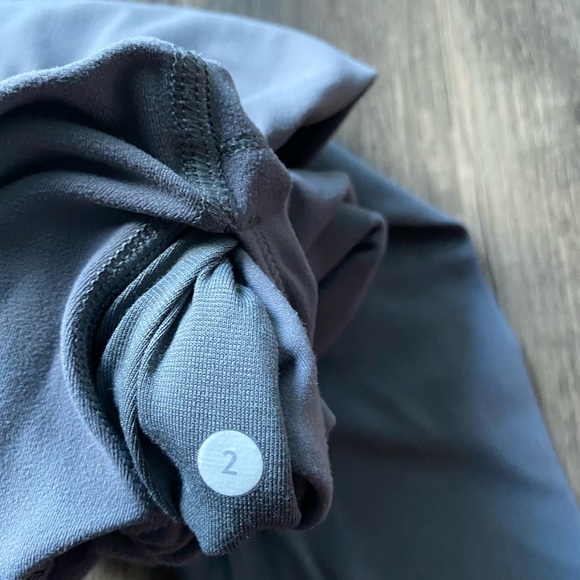 🦄RARE🦄 Lululemon Align Slate - Picture 6 of 6